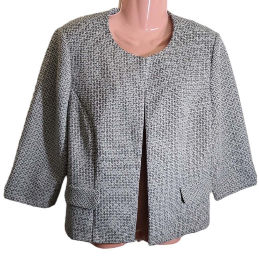 Perceptions New York Women's Blazer Size 12 Grey, Black, White 3/4 qrt sleeves